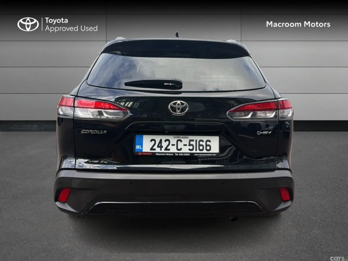 Toyota Corolla Cross SUV, Petrol Hybrid, 2024, Black