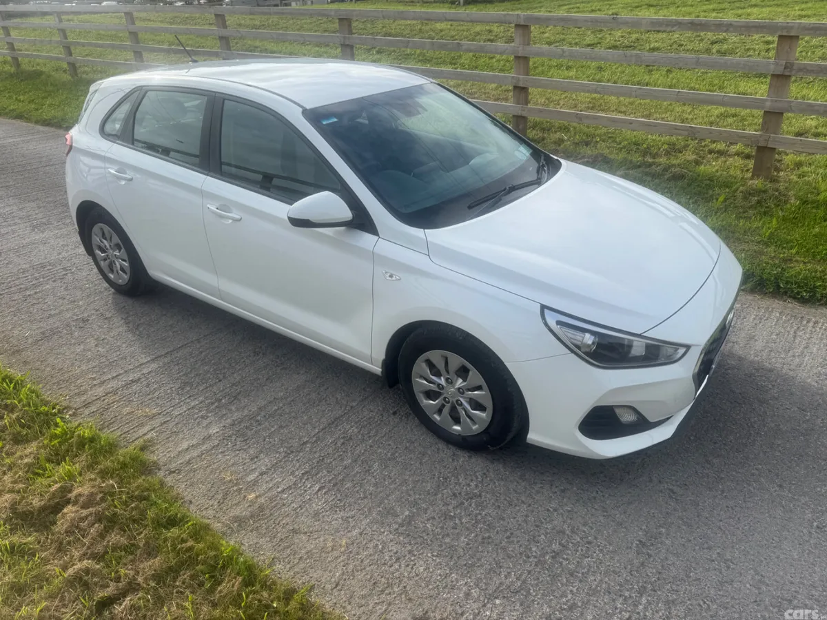 Hyundai i30 Hatchback, Diesel, 2019, White