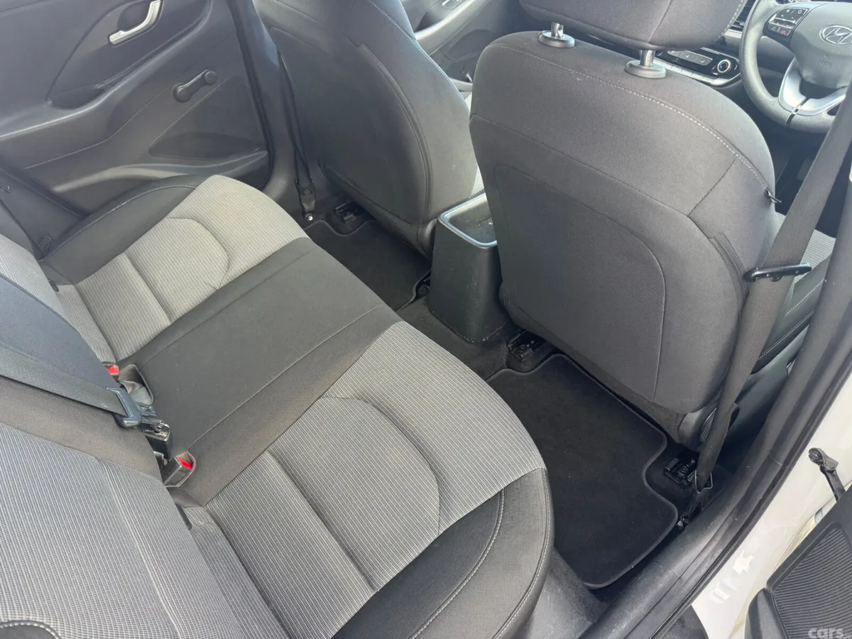 Hyundai i30 Hatchback, Diesel, 2019, White