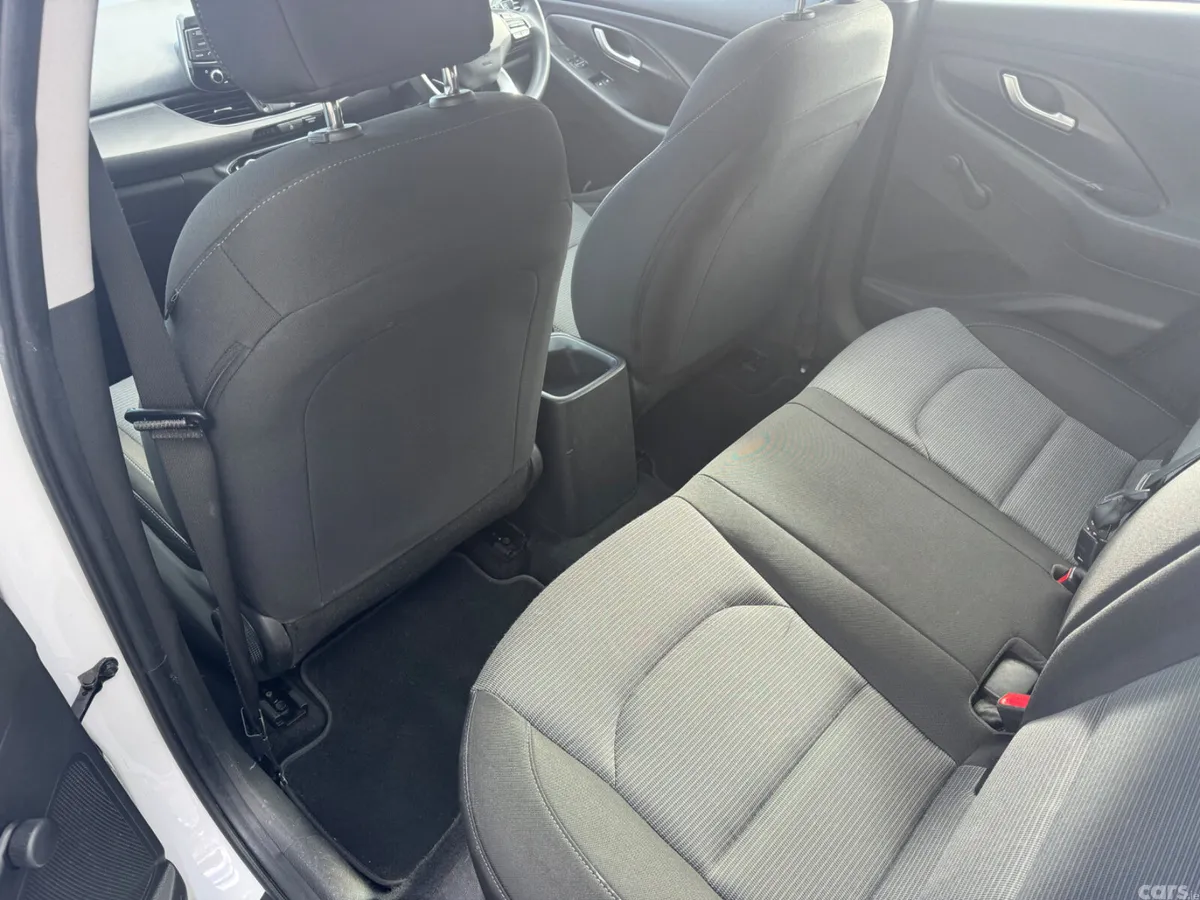 Hyundai i30 Hatchback, Diesel, 2019, White