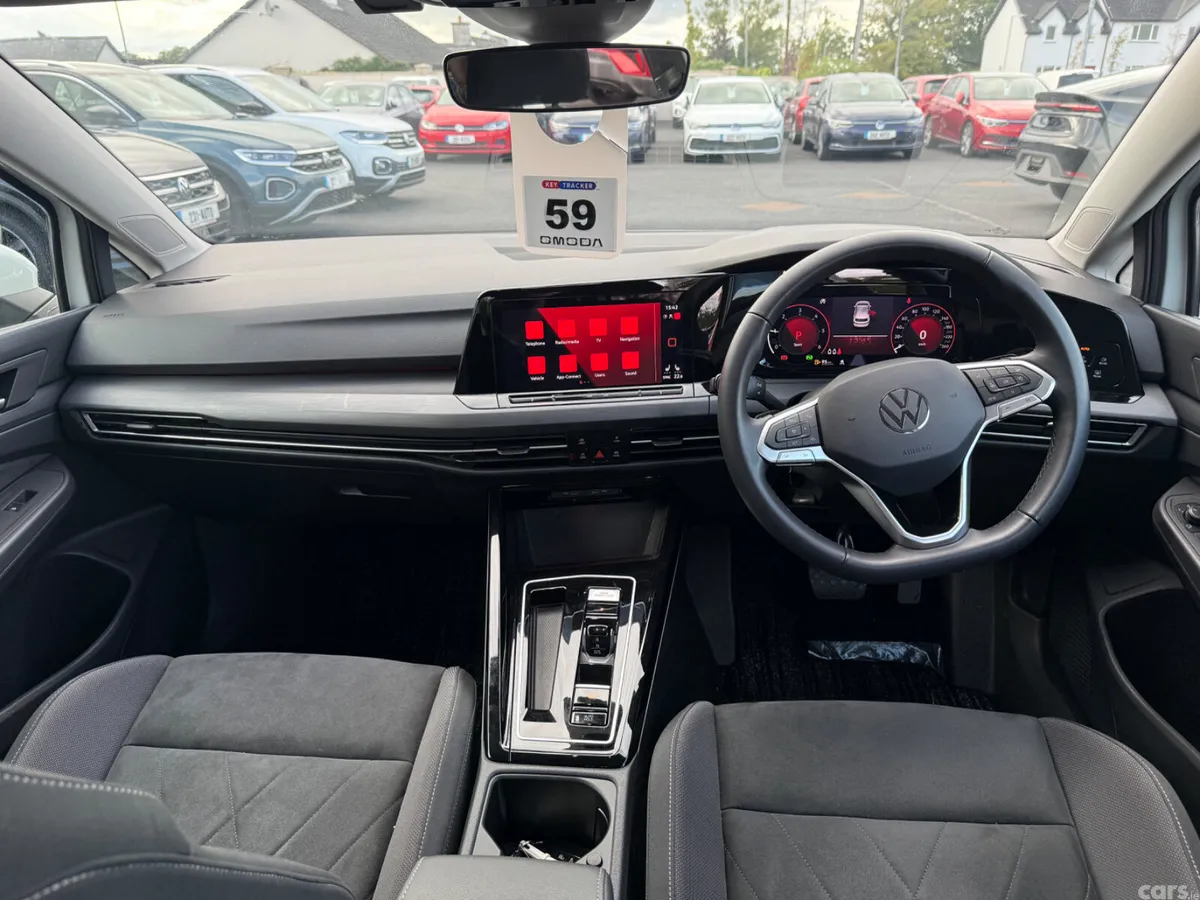 Volkswagen Golf Hatchback, Diesel, 2024, White
