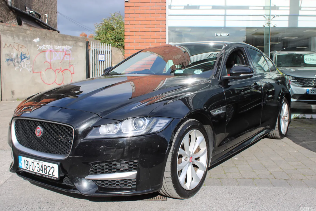 Jaguar XF Saloon, Diesel, 2019, Black