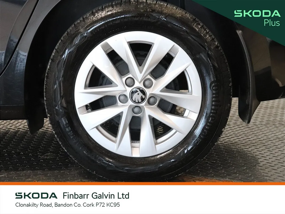 Skoda Fabia Hatchback, Petrol, 2026, Black