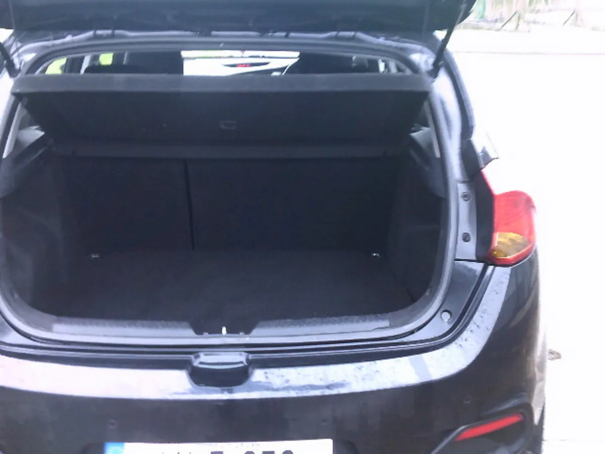 Kia Ceed Hatchback, Diesel, 2014, Black