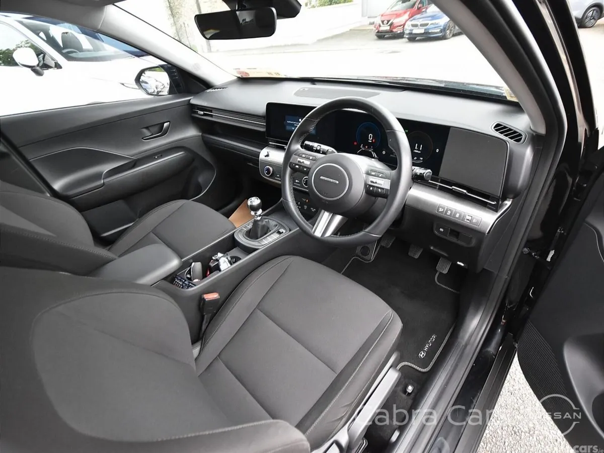 Hyundai KONA MPV, Petrol, 2023, Black