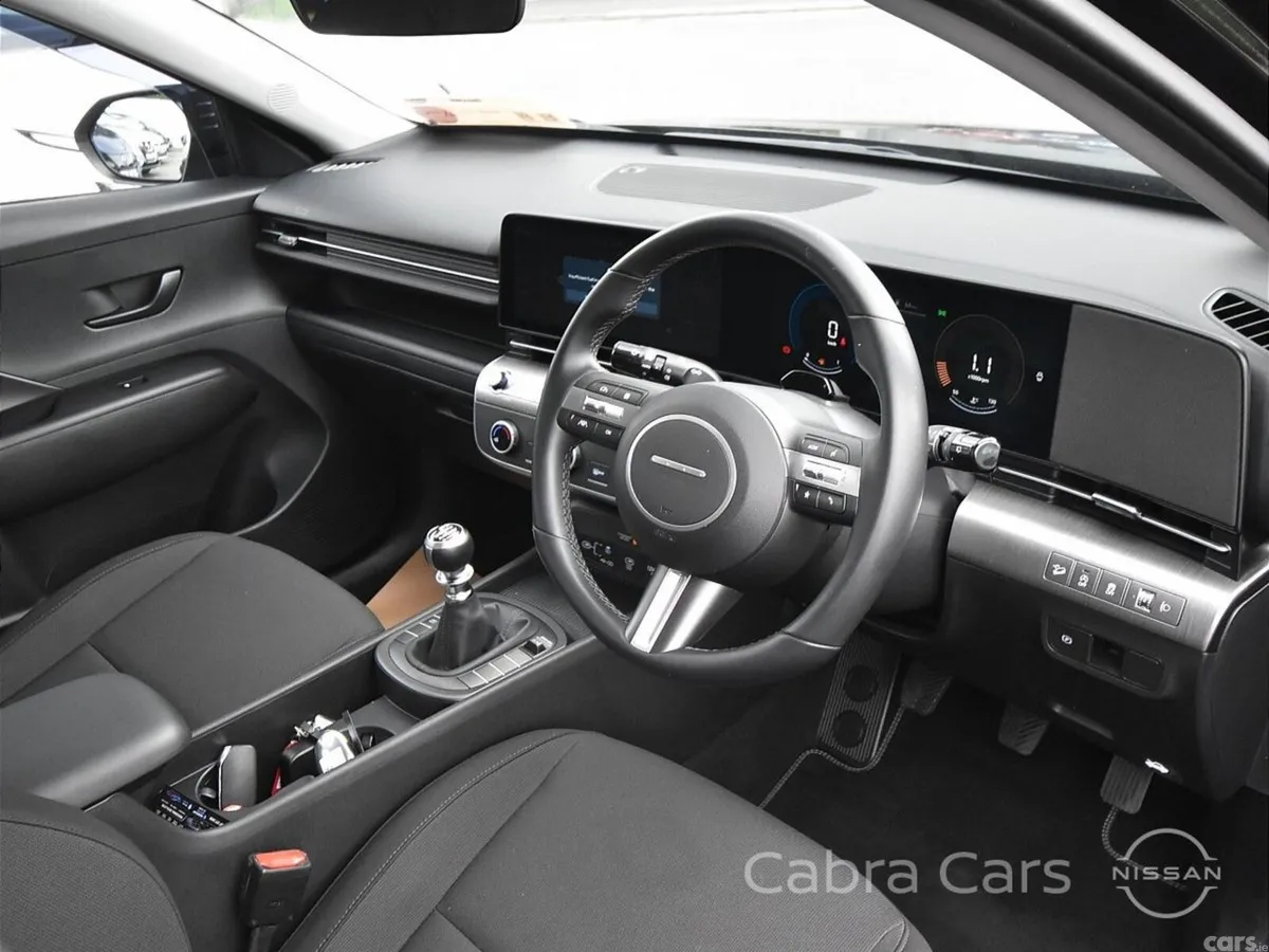 Hyundai KONA MPV, Petrol, 2023, Black
