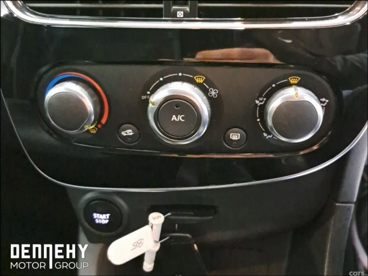 Renault Clio Hatchback, Petrol, 2018, Blue