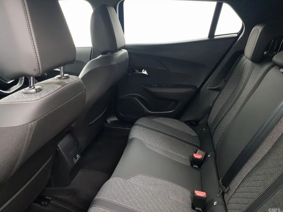 Peugeot 2008 SUV, Electric, 2024, Blue