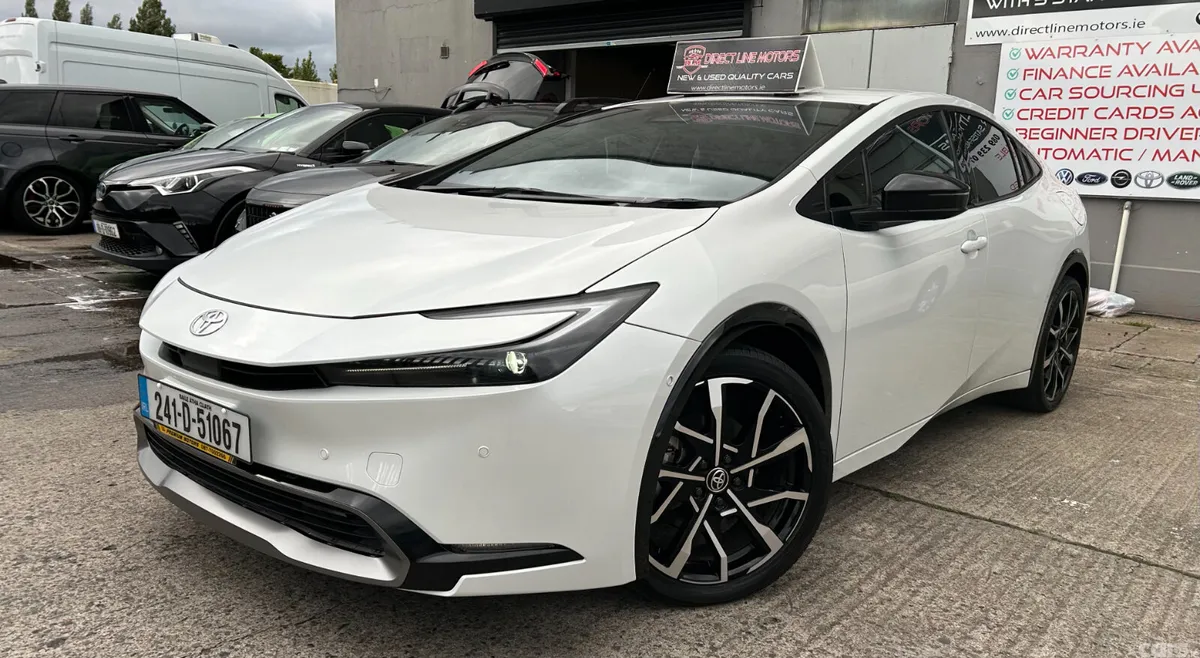 Toyota Prius Hatchback, Petrol Hybrid, 2024, White