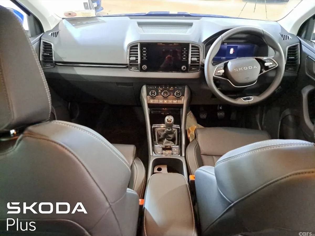 Skoda Karoq SUV, Diesel, 2026, Blue