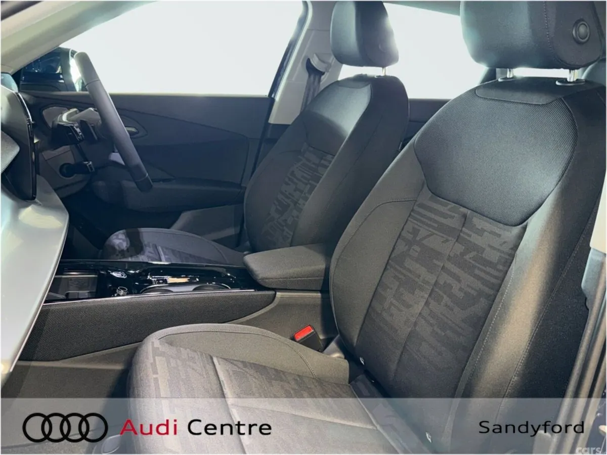 Audi Q3 SUV, Petrol Plug-in Hybrid, 2026, Blue