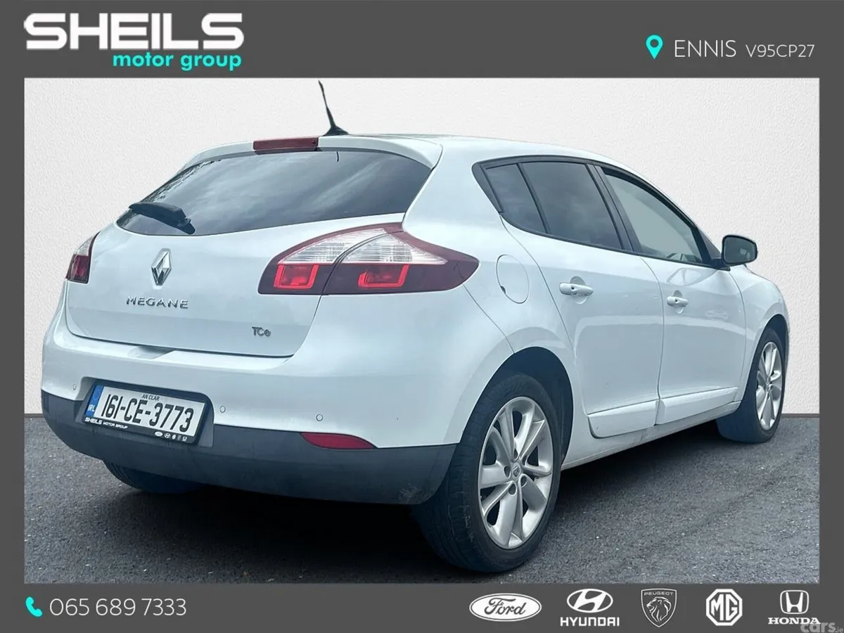 Renault Megane Hatchback, Petrol, 2016, White