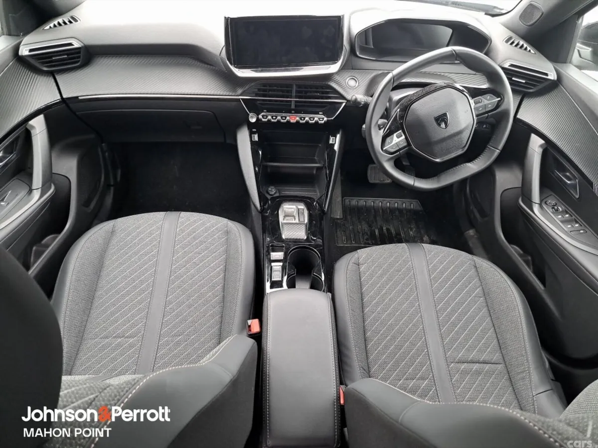 Peugeot 2008 MPV, Petrol Hybrid, 2026, Grey