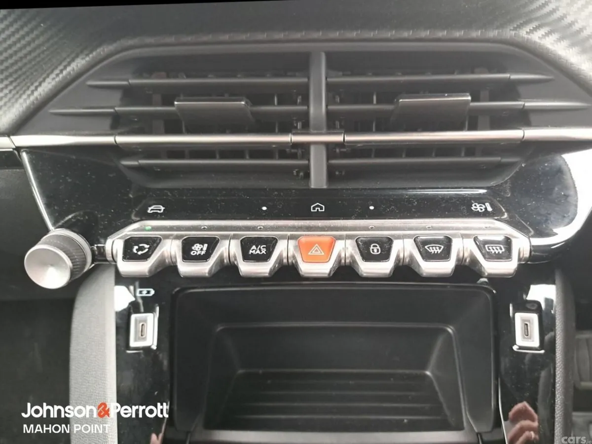 Peugeot 2008 MPV, Petrol Hybrid, 2026, Grey