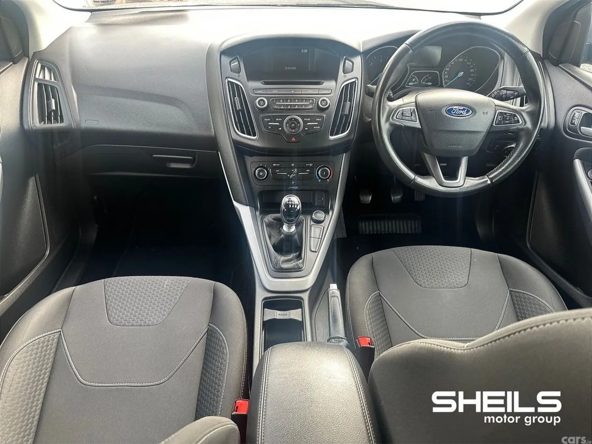 Ford Focus Hatchback, Diesel, 2017, Brown