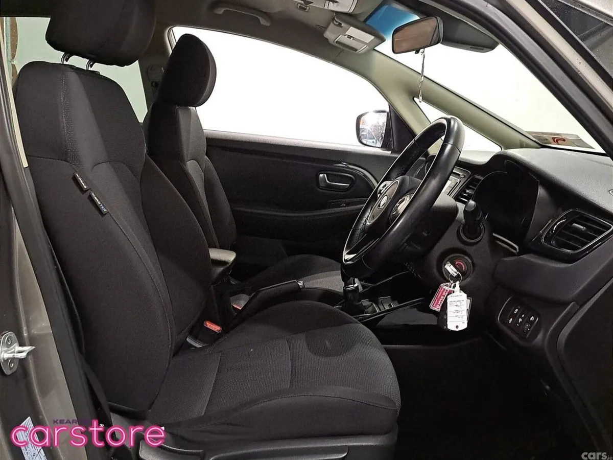 Kia Carens MPV, Diesel, 2016, Silver