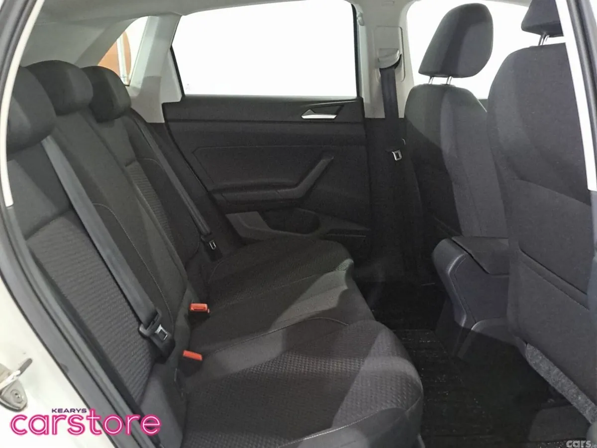 Volkswagen Polo Hatchback, Petrol, 2018, White