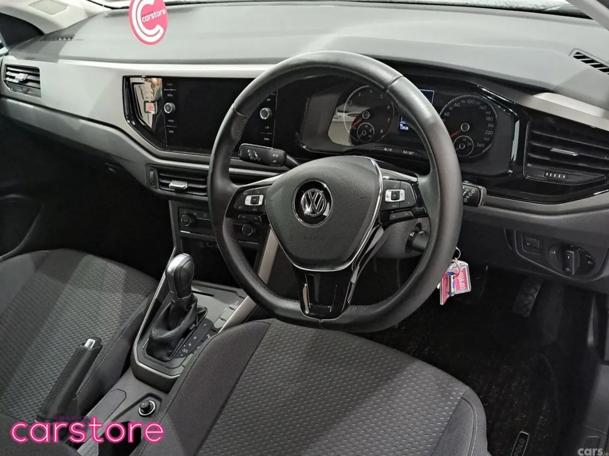 Volkswagen Polo Hatchback, Petrol, 2018, White