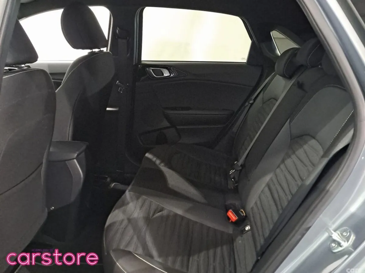 Kia Ceed Hatchback, Diesel Hybrid, 2023, Grey
