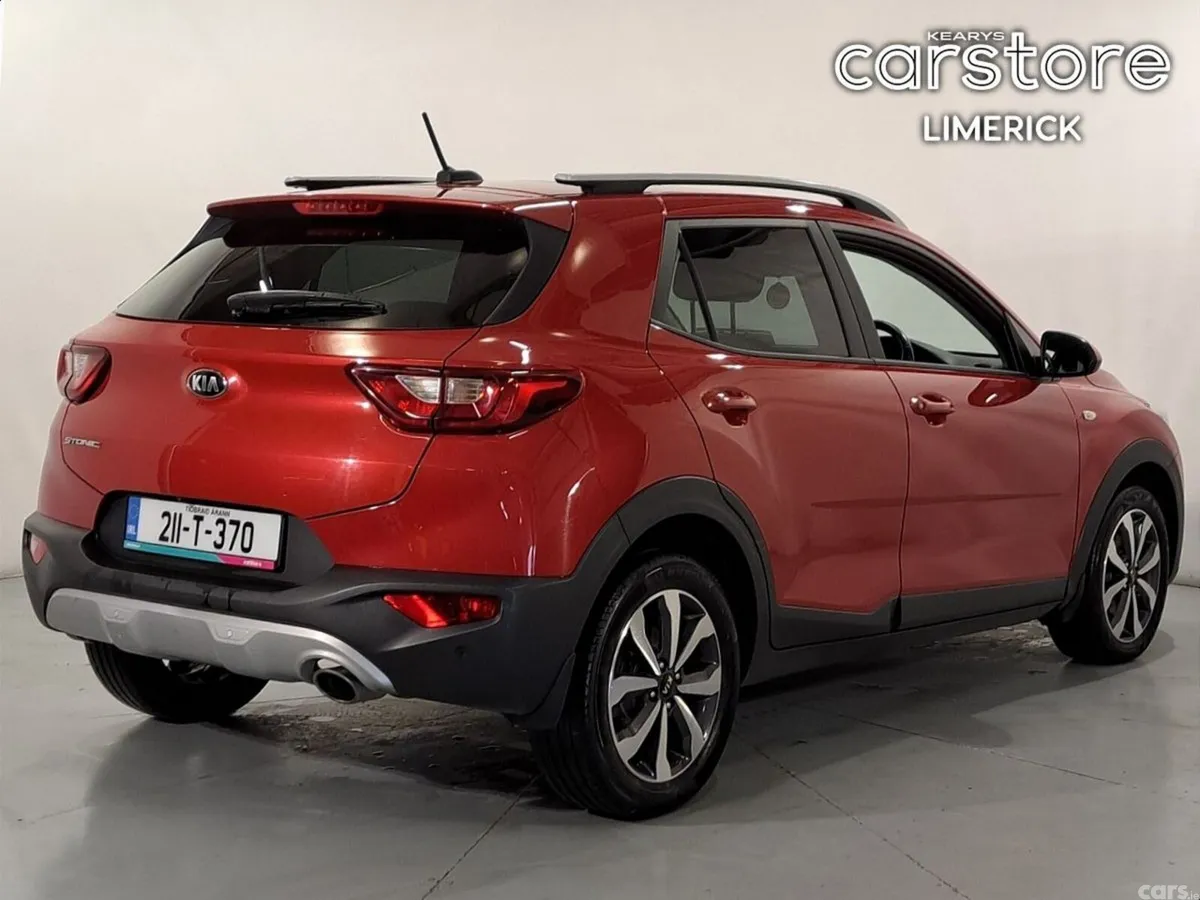 Kia Stonic Estate, Petrol, 2021, Red
