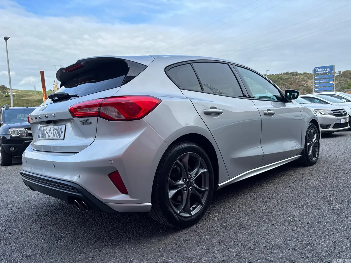 Ford Focus Hatchback, Diesel, 2020, Grey