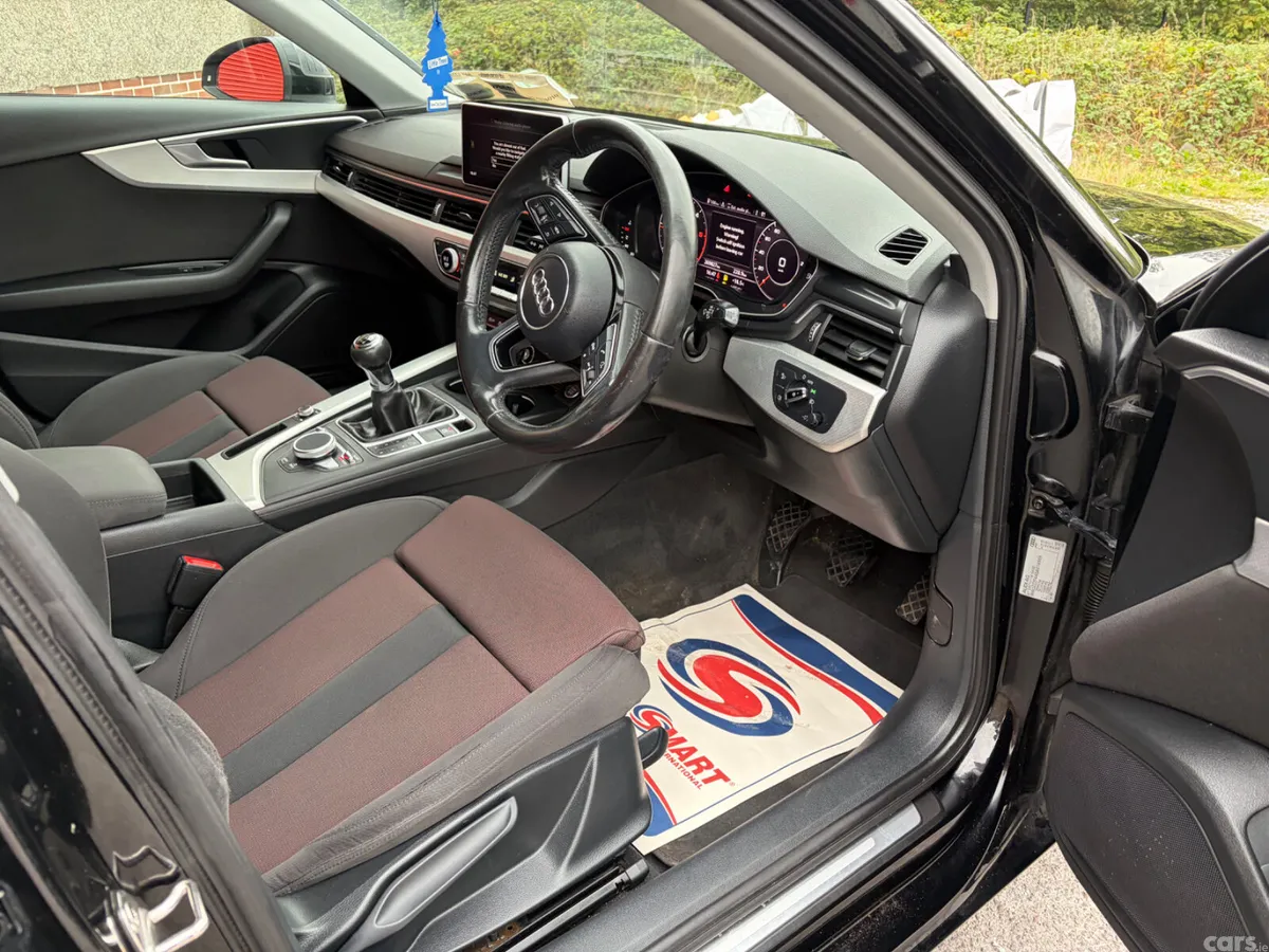Audi A4 Saloon, Diesel, 2015, Black