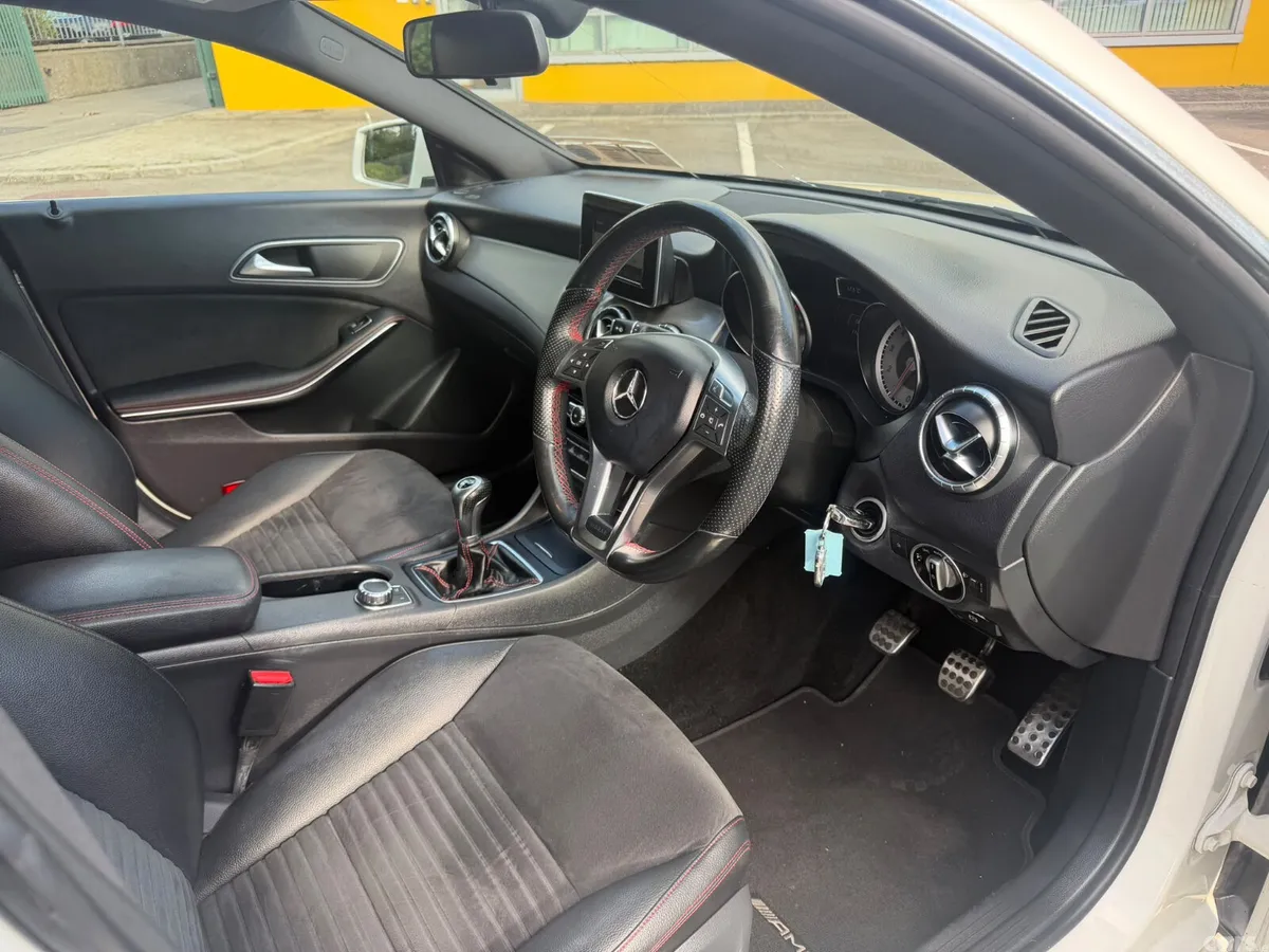 Mercedes-Benz CLA Saloon, Petrol, 2014, White