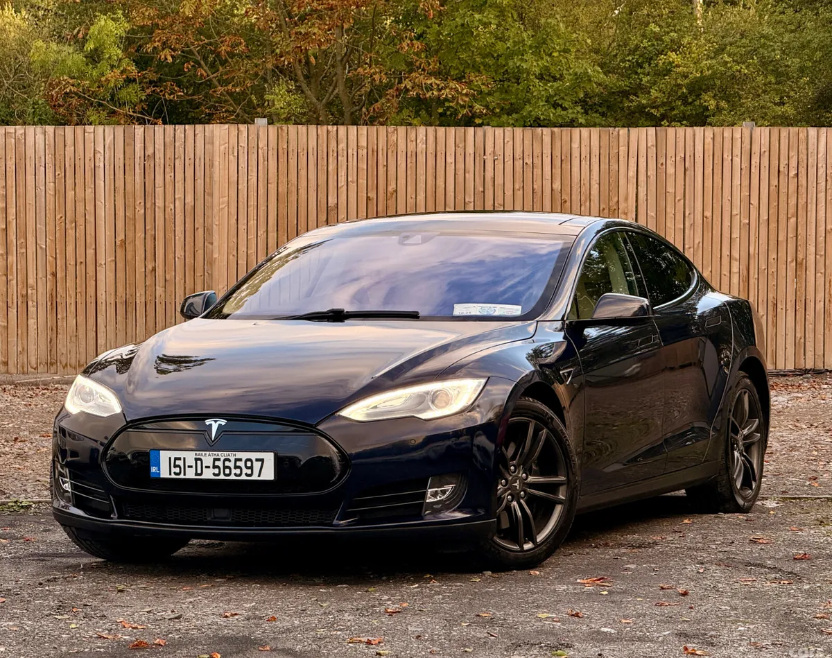 Tesla Model S Hatchback, Electric, 2015, Blue