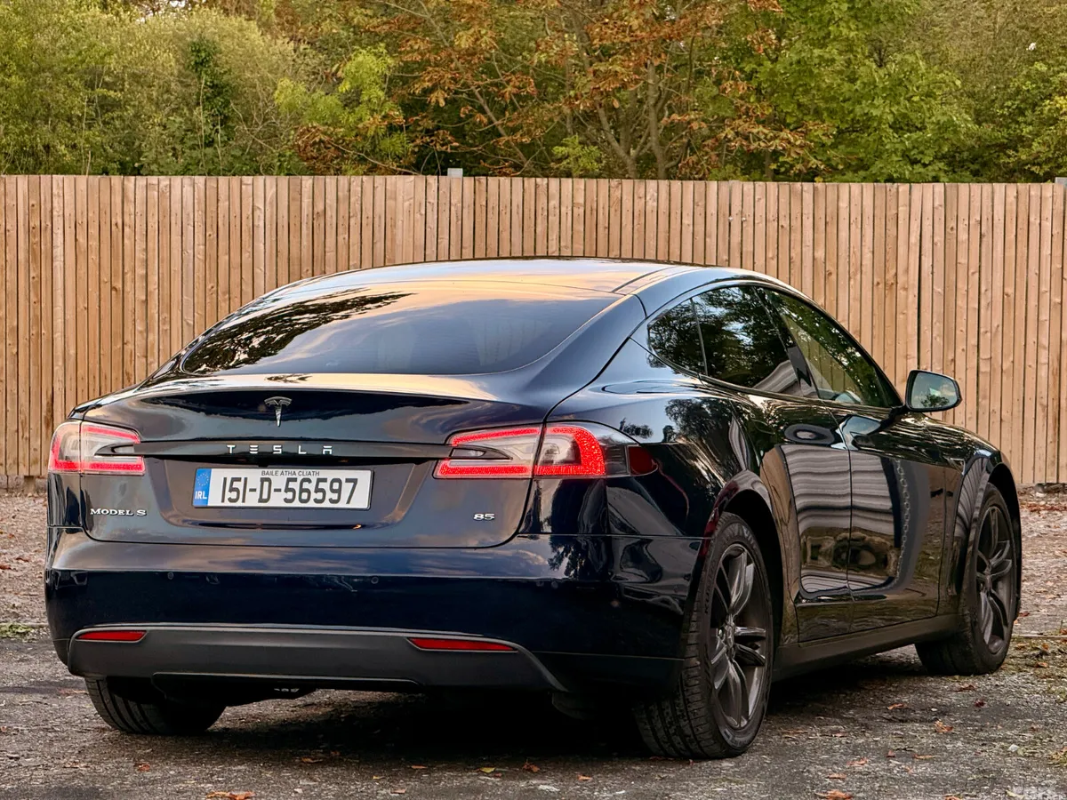 Tesla Model S Hatchback, Electric, 2015, Blue
