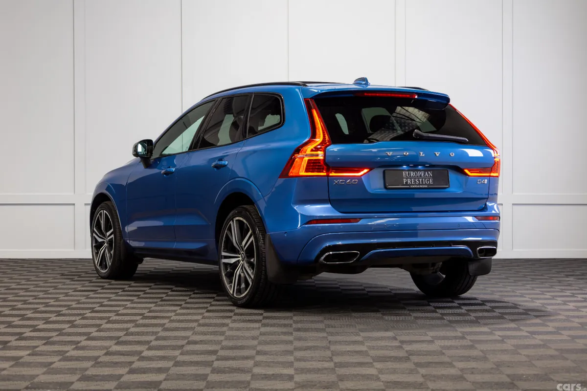 Volvo XC60 SUV, Diesel, 2020, Blue