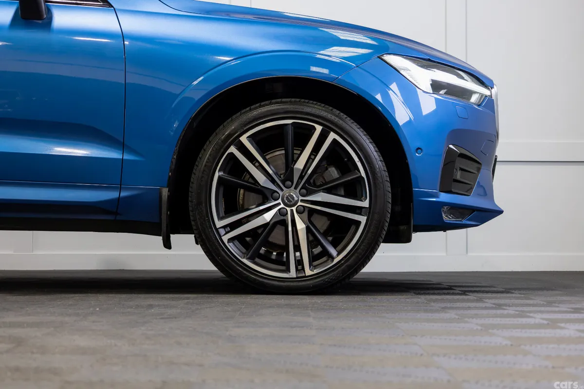 Volvo XC60 SUV, Diesel, 2020, Blue