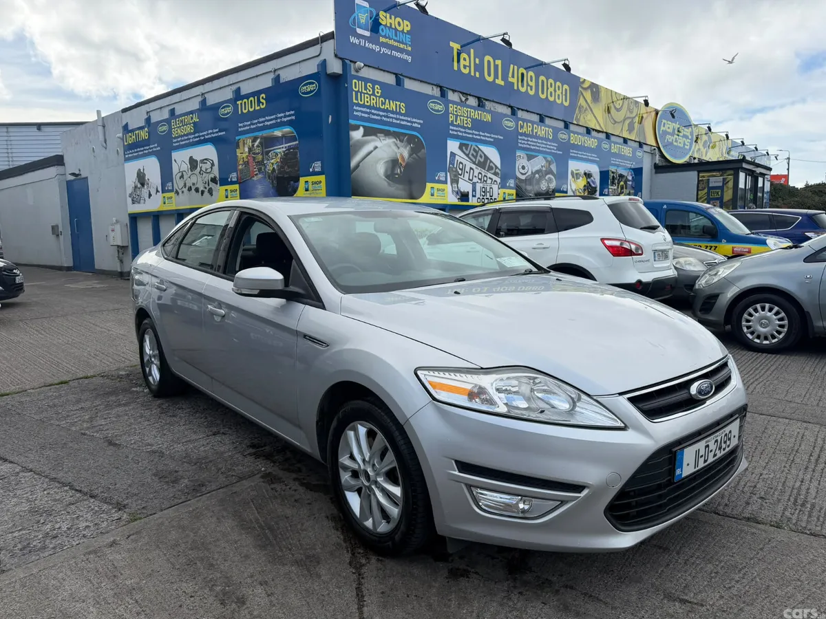 Ford Mondeo Saloon, Diesel, 2011, Silver