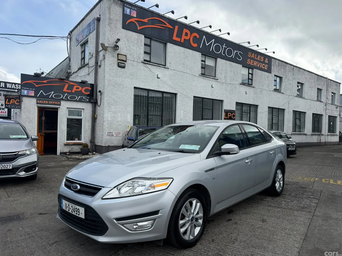 Ford Mondeo Saloon, Diesel, 2011, Silver