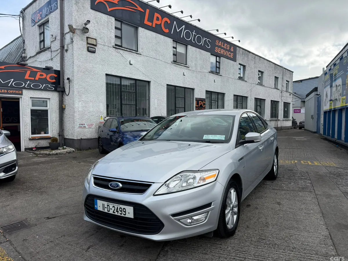 Ford Mondeo Saloon, Diesel, 2011, Silver