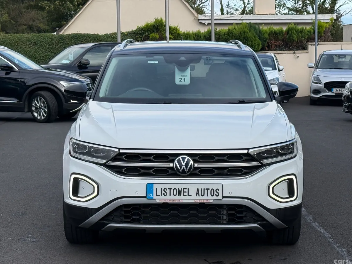 Volkswagen T-Roc SUV, Petrol, 2023, White