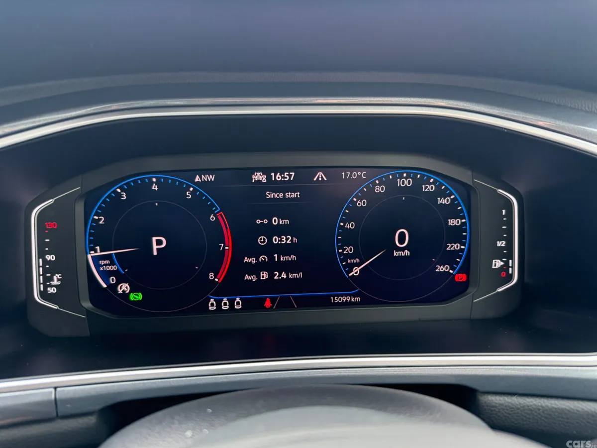 Volkswagen T-Roc SUV, Petrol, 2023, White