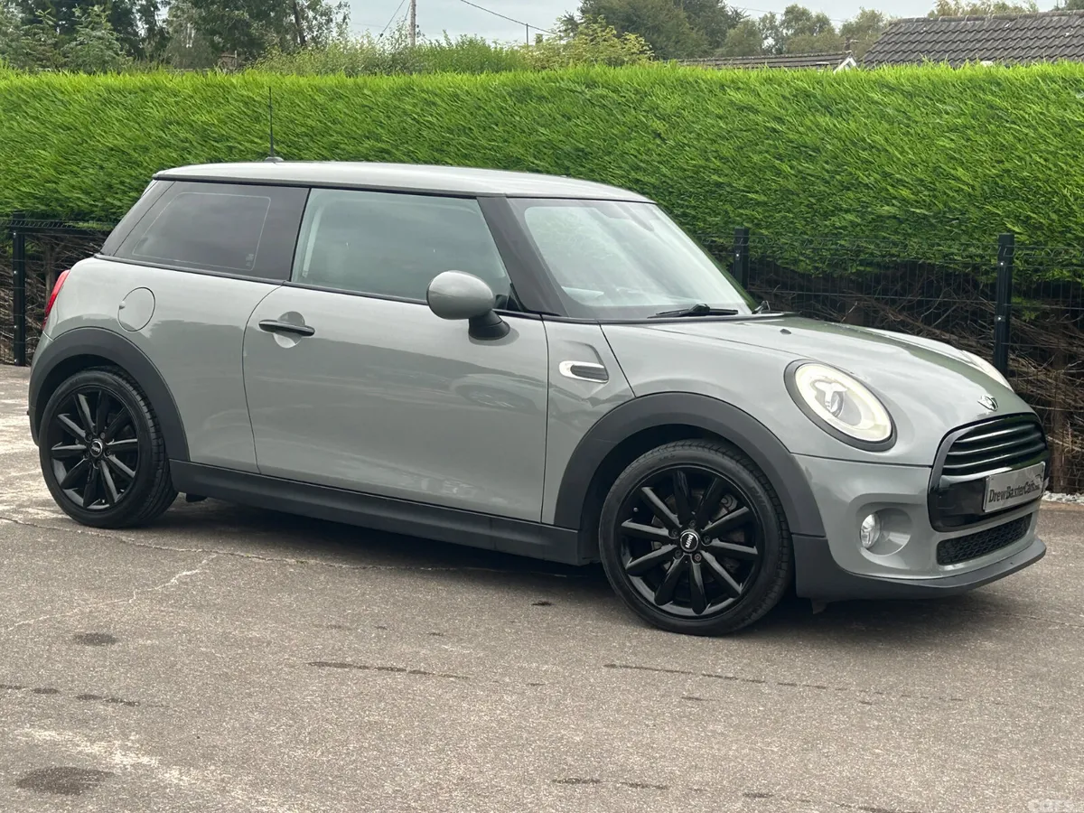 Mini Cooper Hatchback, Petrol, 2018, Grey