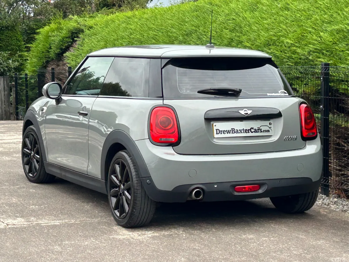 Mini Cooper Hatchback, Petrol, 2018, Grey
