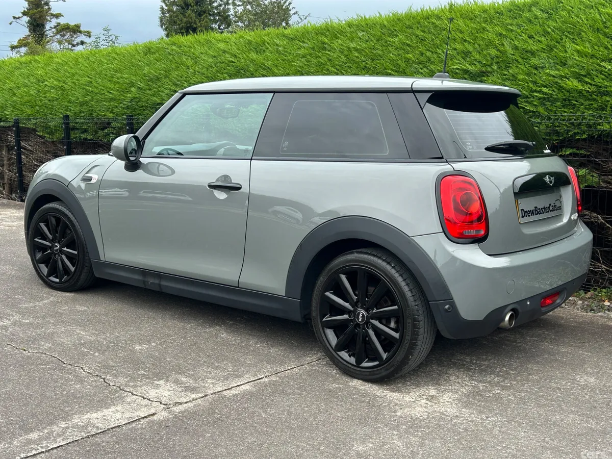 Mini Cooper Hatchback, Petrol, 2018, Grey