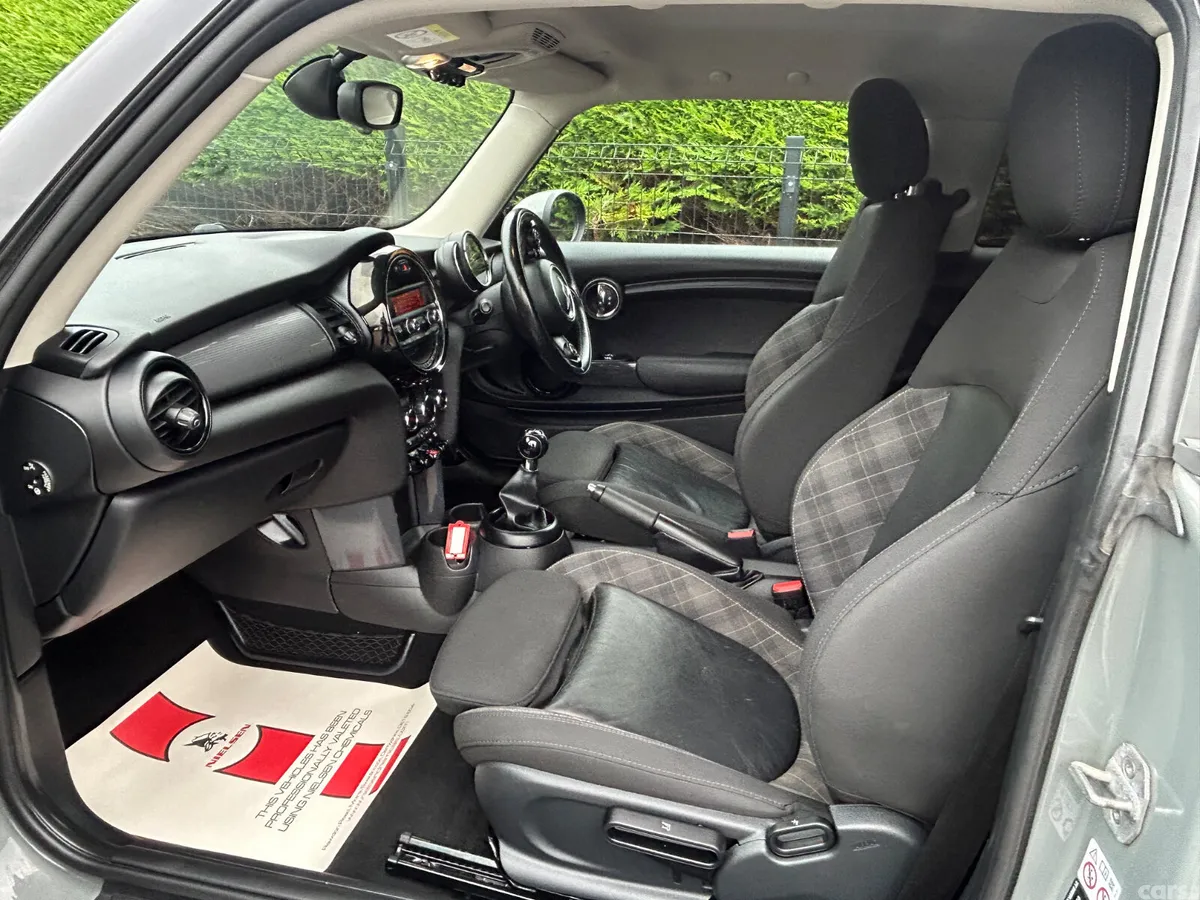 Mini Cooper Hatchback, Petrol, 2018, Grey