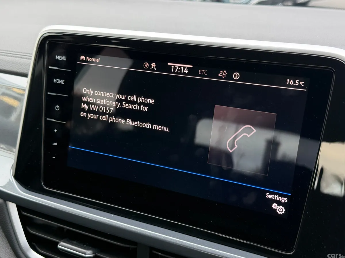 Volkswagen T-Roc SUV, Diesel, 2023, Black