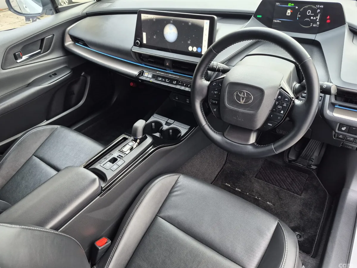 Toyota Prius Hatchback, Petrol Hybrid, 2024, White