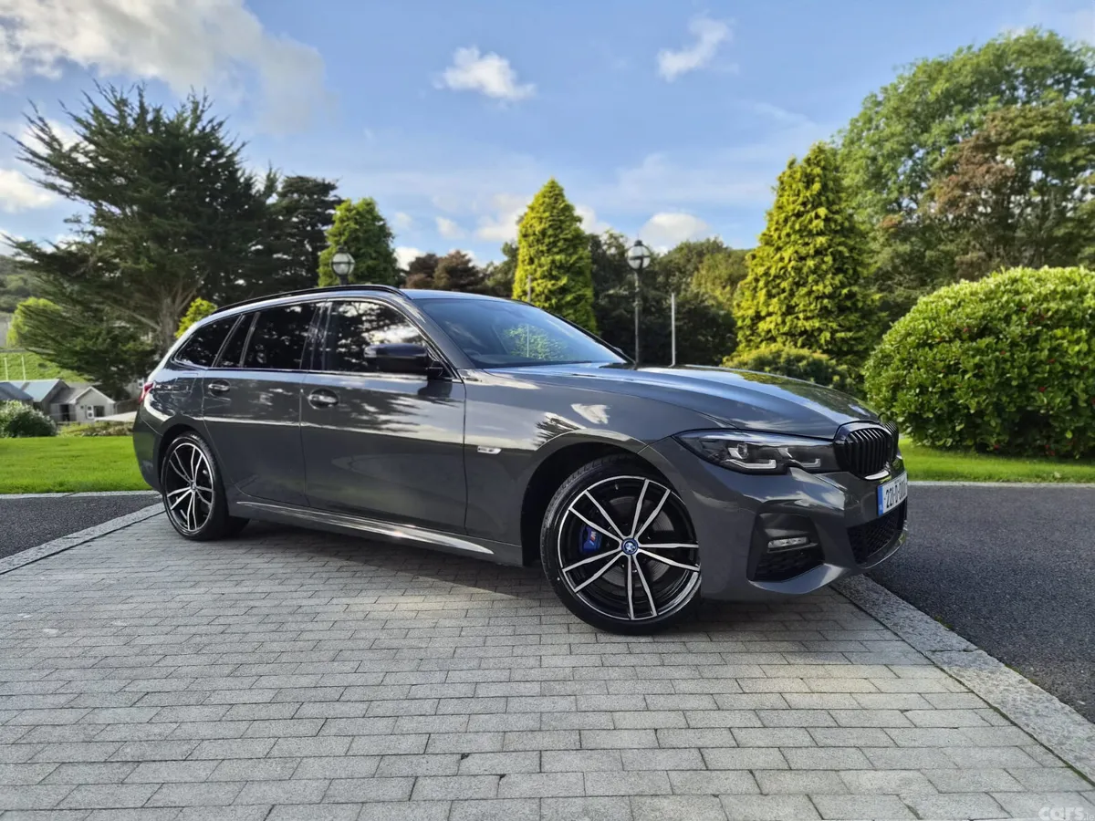 BMW 3-Series Estate, Petrol Plug-in Hybrid, 2022, Grey