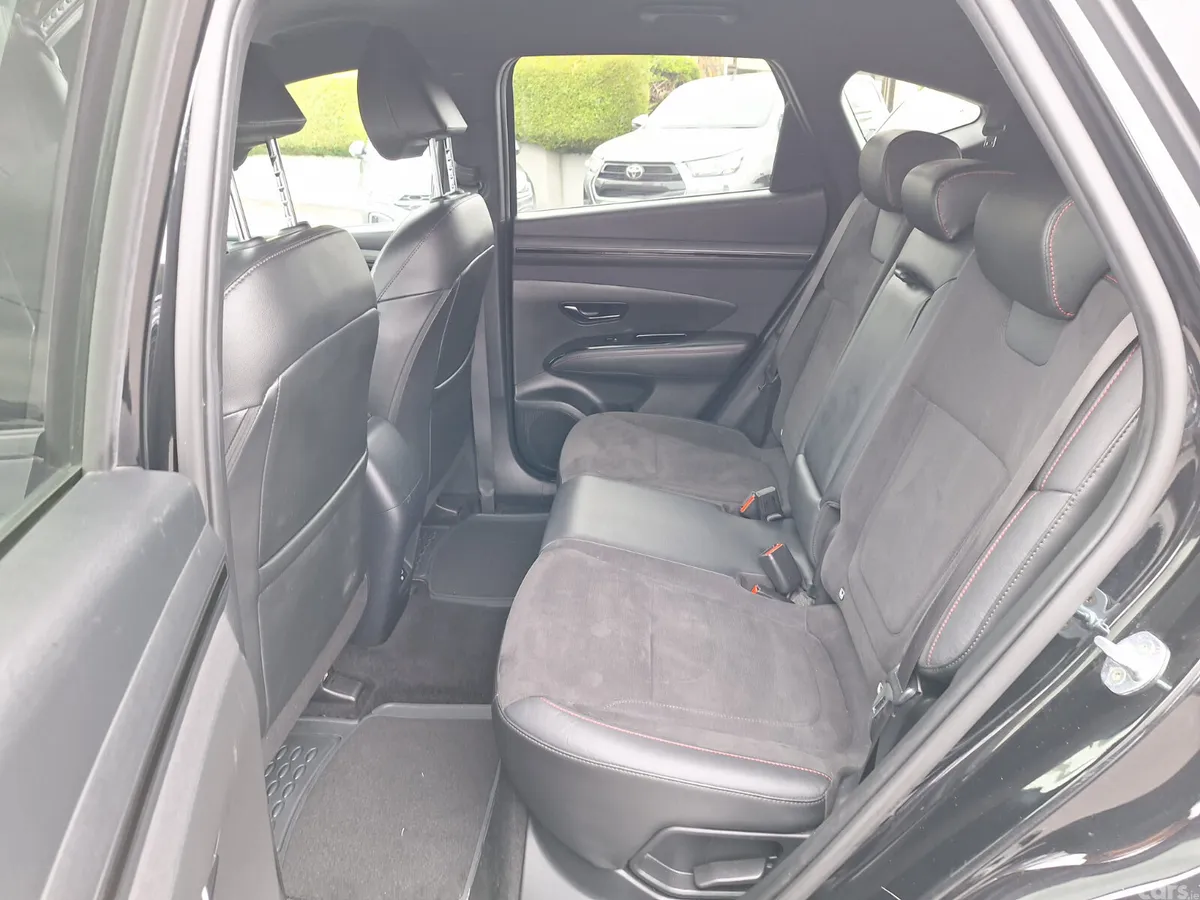 Hyundai Tucson SUV, Petrol Plug-in Hybrid, 2023, Black