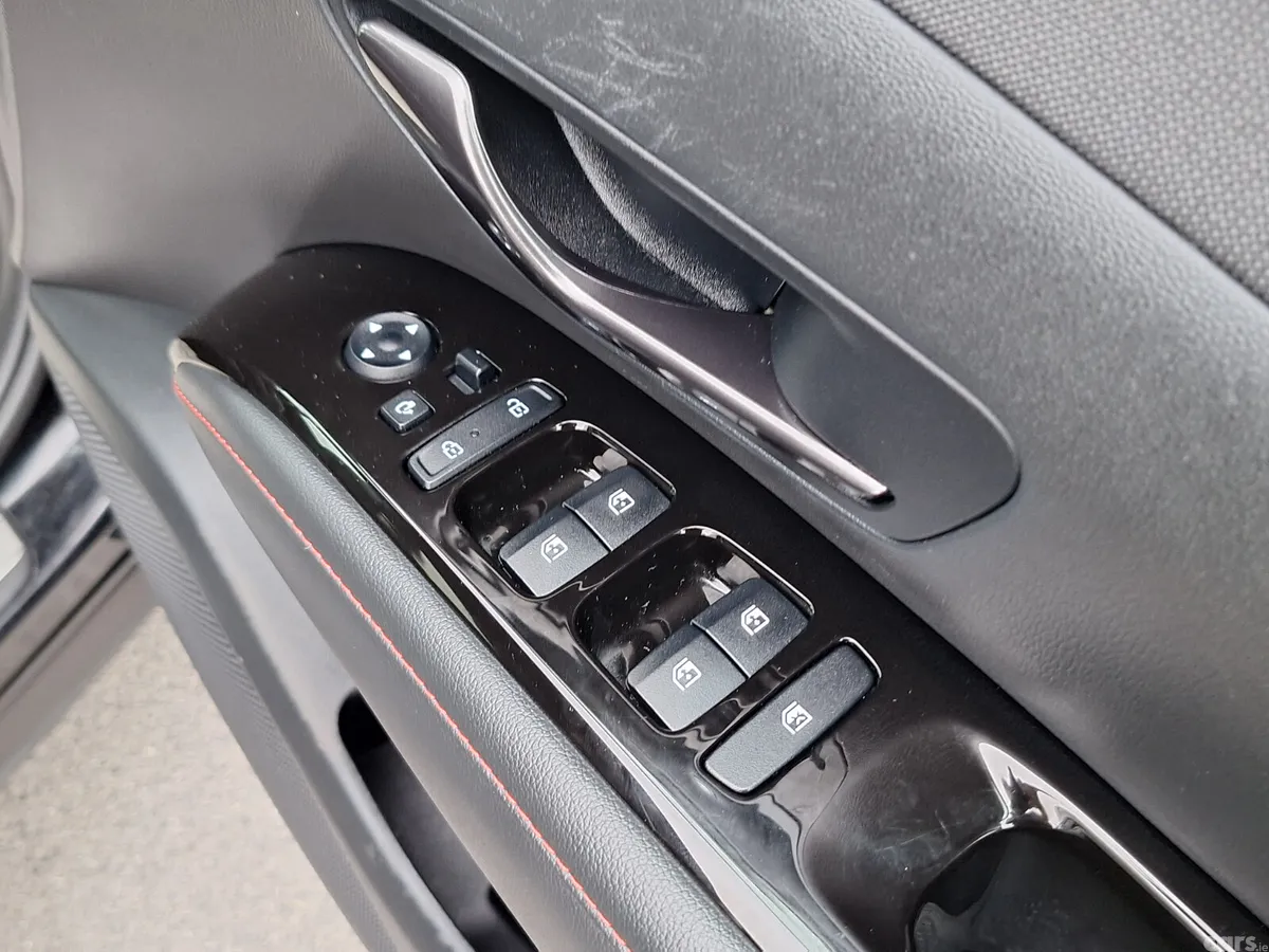 Hyundai Tucson SUV, Petrol Plug-in Hybrid, 2023, Black
