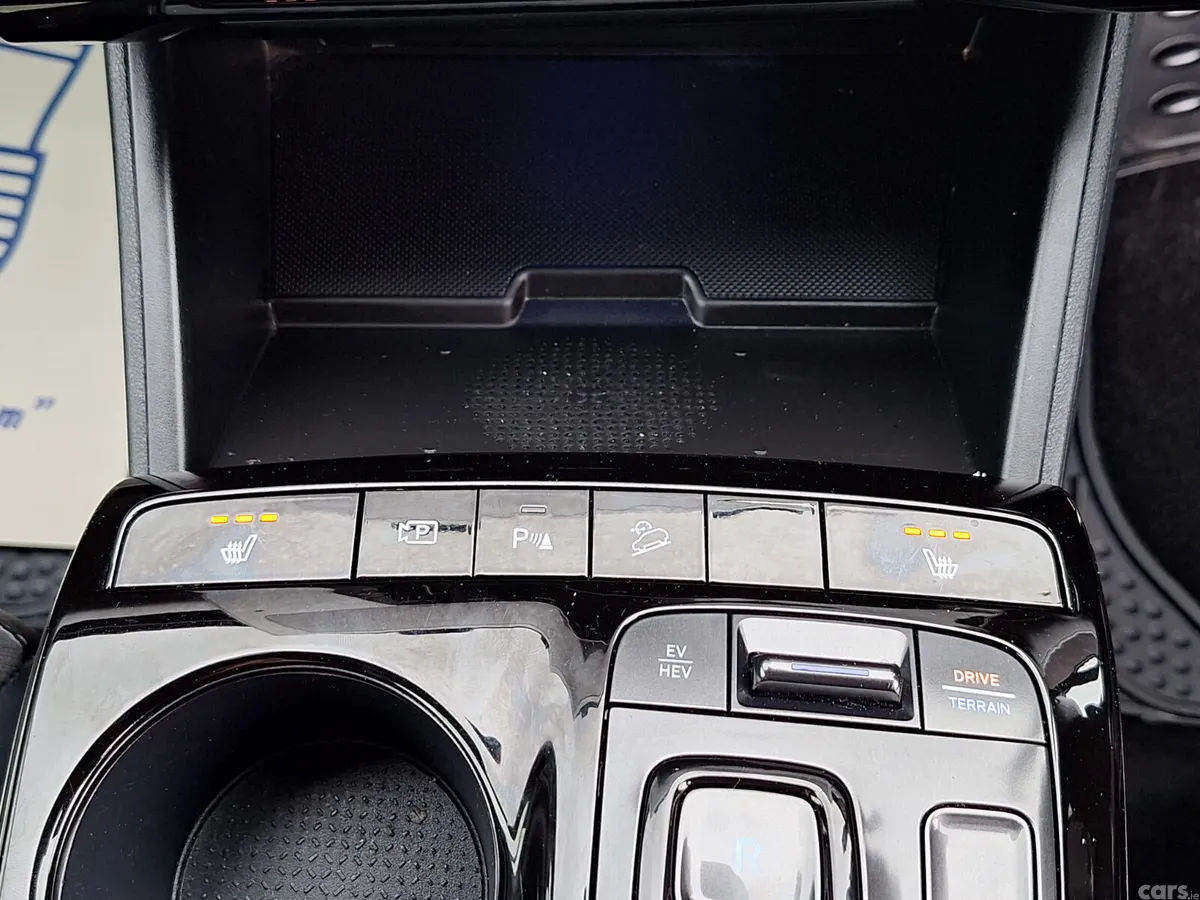 Hyundai Tucson SUV, Petrol Plug-in Hybrid, 2023, Black