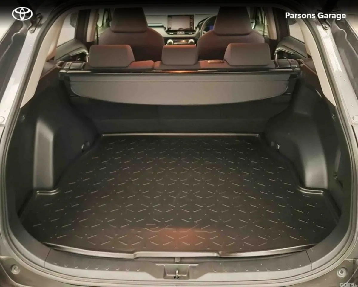 Toyota RAV4 SUV, Petrol Hybrid, 2022, Grey