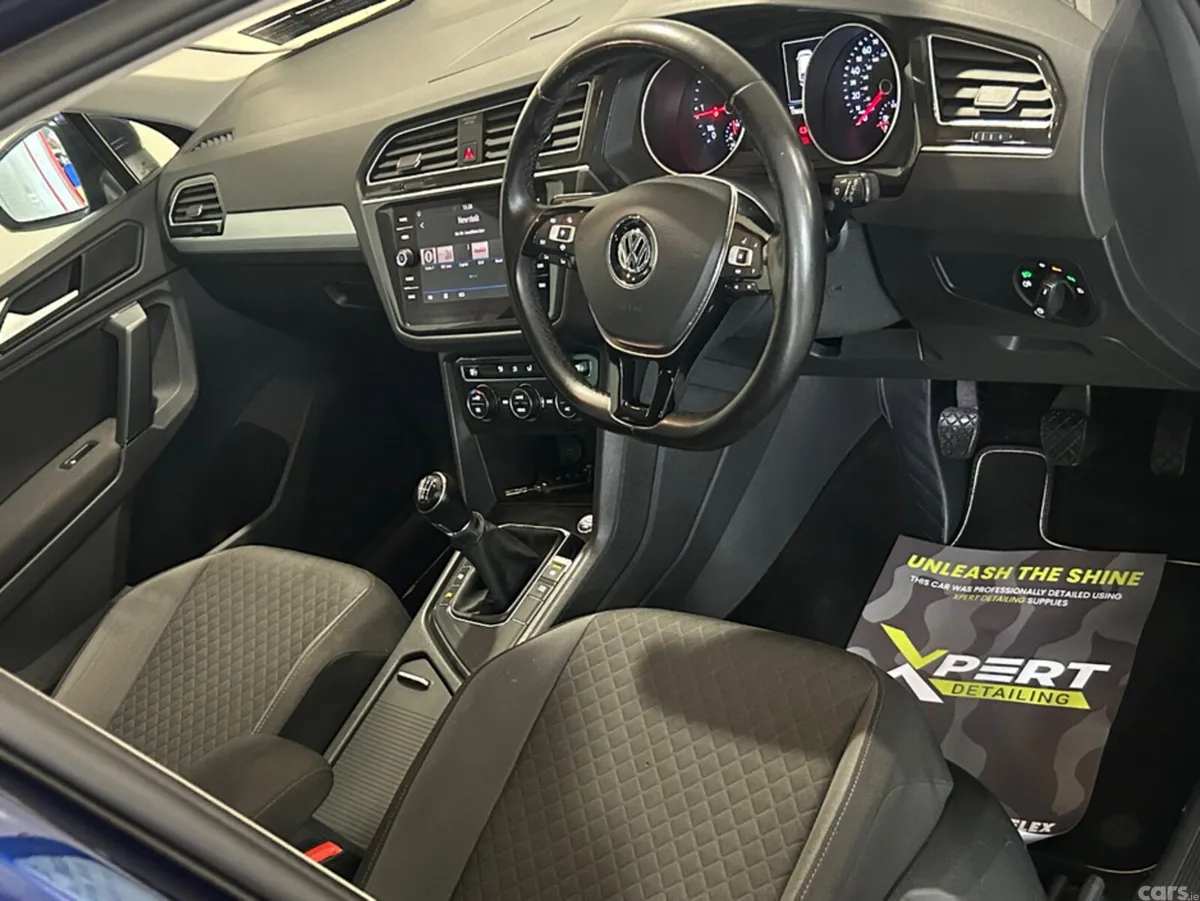 Volkswagen Tiguan Estate, Diesel, 2019, Blue