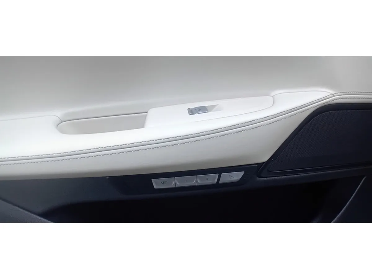 BMW 7-Series Saloon, Diesel, 2017, Black