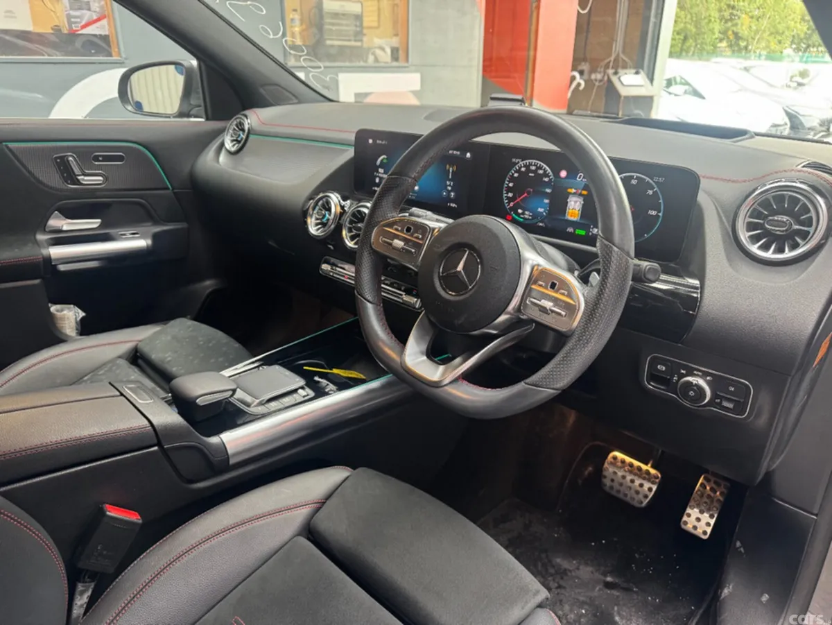 Mercedes-Benz EQA SUV, Electric, 2023, Grey